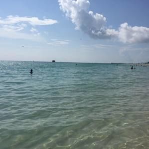 Meet your Posher, Mauro